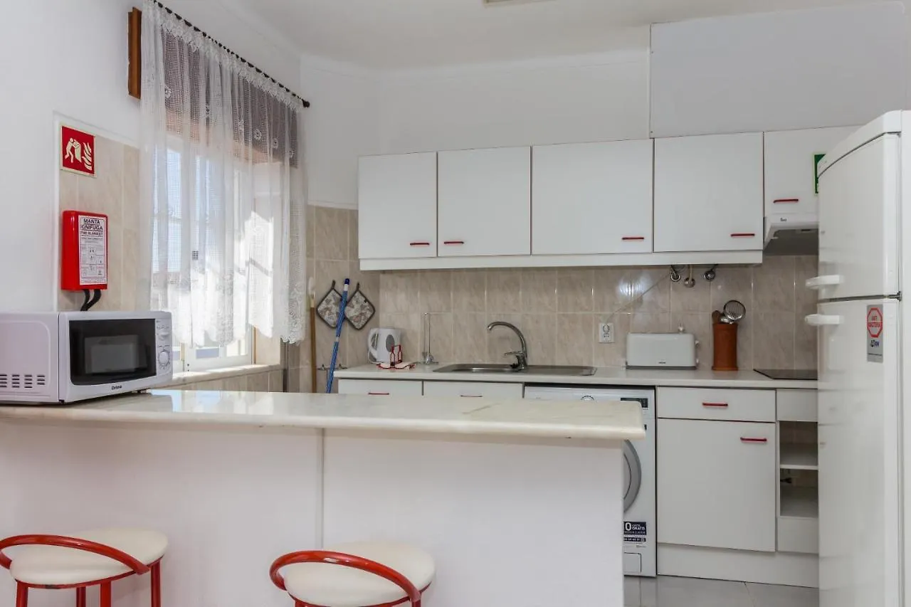 1 Bedroom Apartment By Algarvemanta Manta Rota