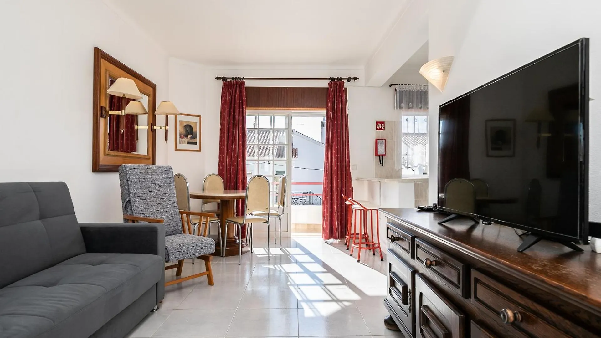 1 Bedroom Apartment By Algarvemanta Manta Rota
